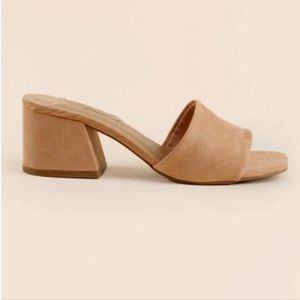 Quipid Chunky Toe Block Heel